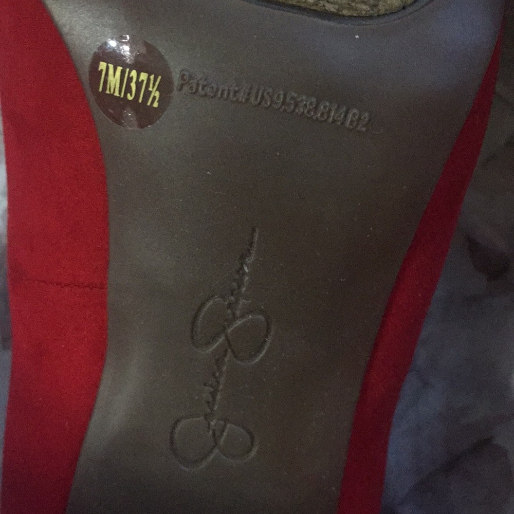 Shoes - Picture 3 of 4